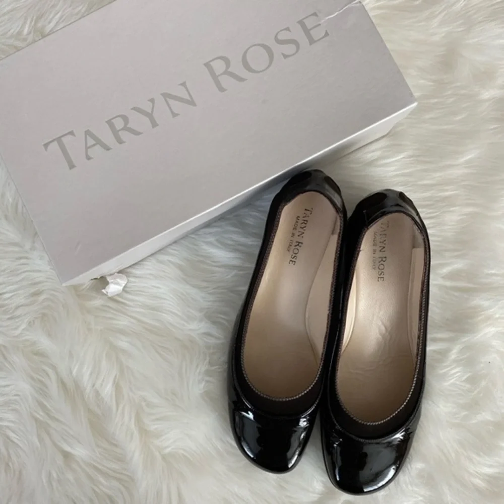 Taryn Rose Anala chocolate patent wedges, Sz. 39.5